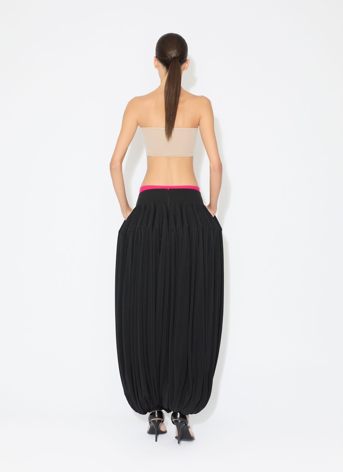 PANTALONI PEPLUM IN JERSEY ALAÏA PANTALONI PEPLUM IN JERSEY NERO